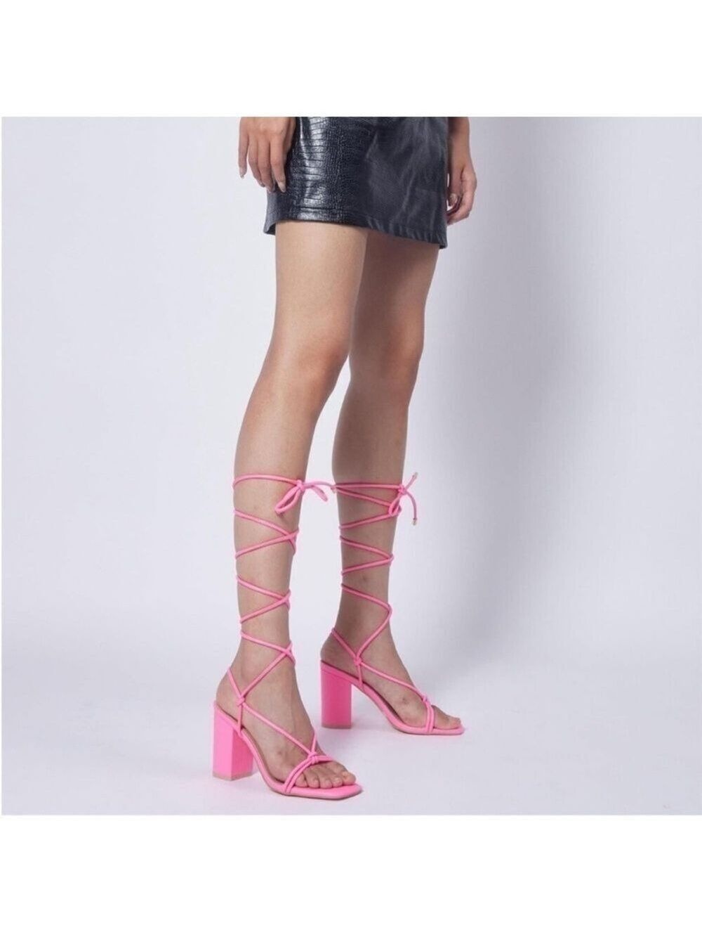 Elisabeth Tang Pink Strappy Sandals Size 7